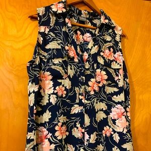 Navy blue floral New York & Company sleeveless shirt, size L, Soho